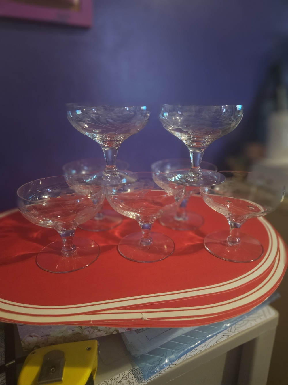 Clear Glass Coupes - Set of 7 Elegant Crystal-Style Champagne Glasses